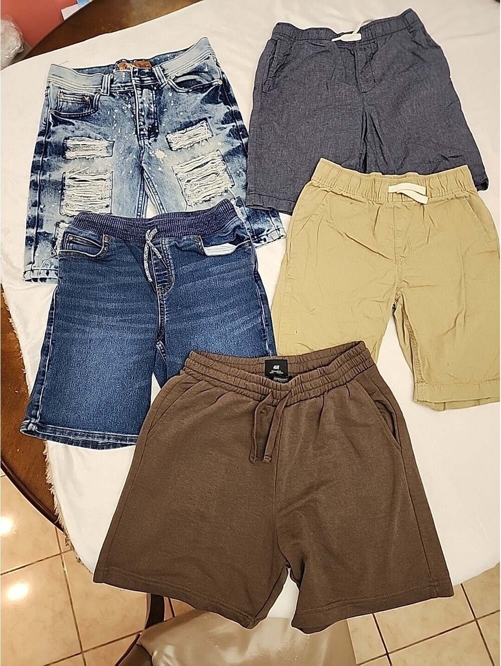 Bundle 5  Boys, Chino and active Varios shorts with pockets Sz10 Diferec Marcas